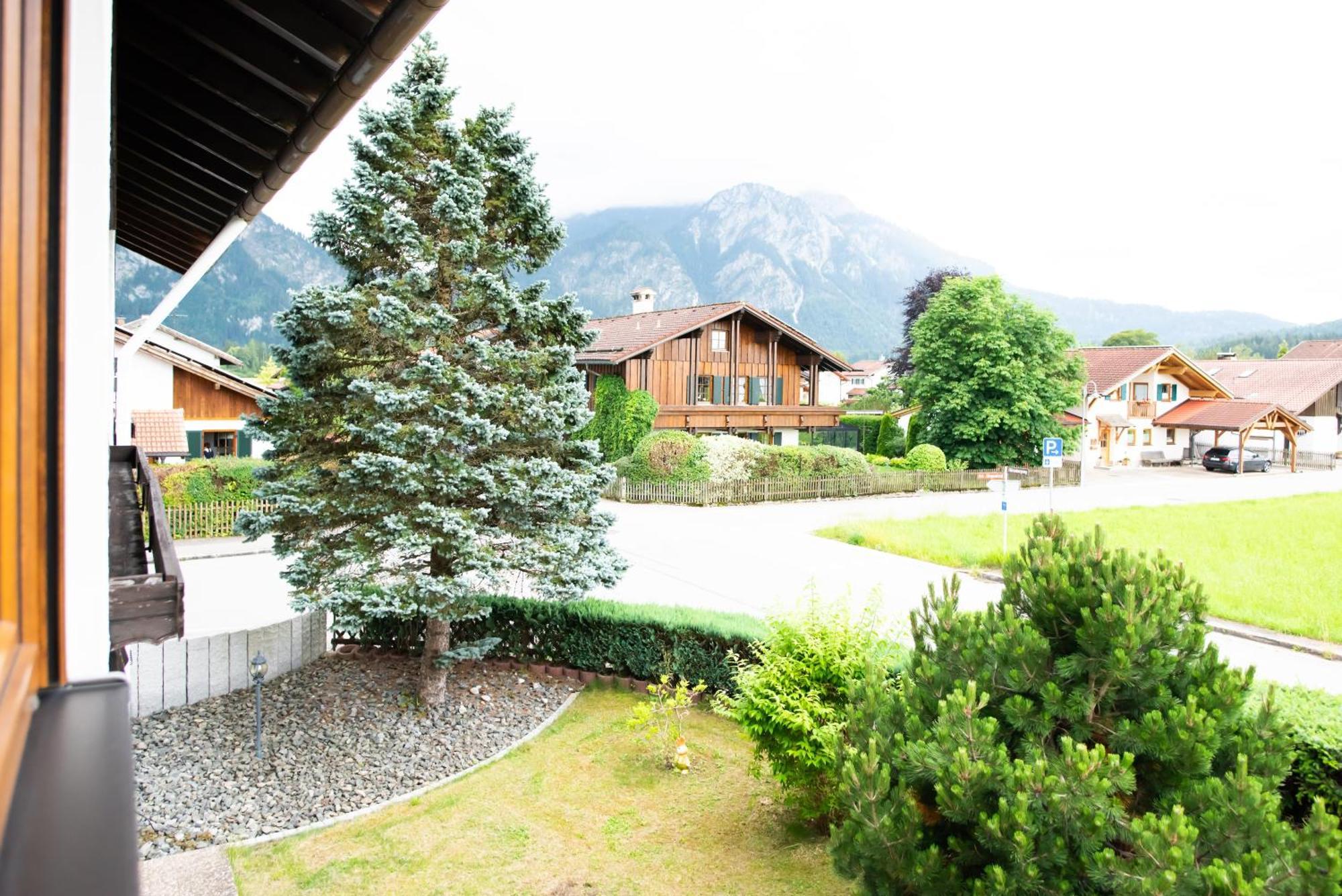 Haus Sonneneck Apartment Швангау Екстериор снимка
